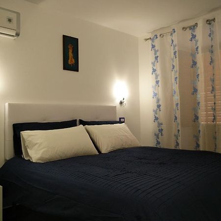 Sedil Dominova Apartment Сорренто Экстерьер фото
