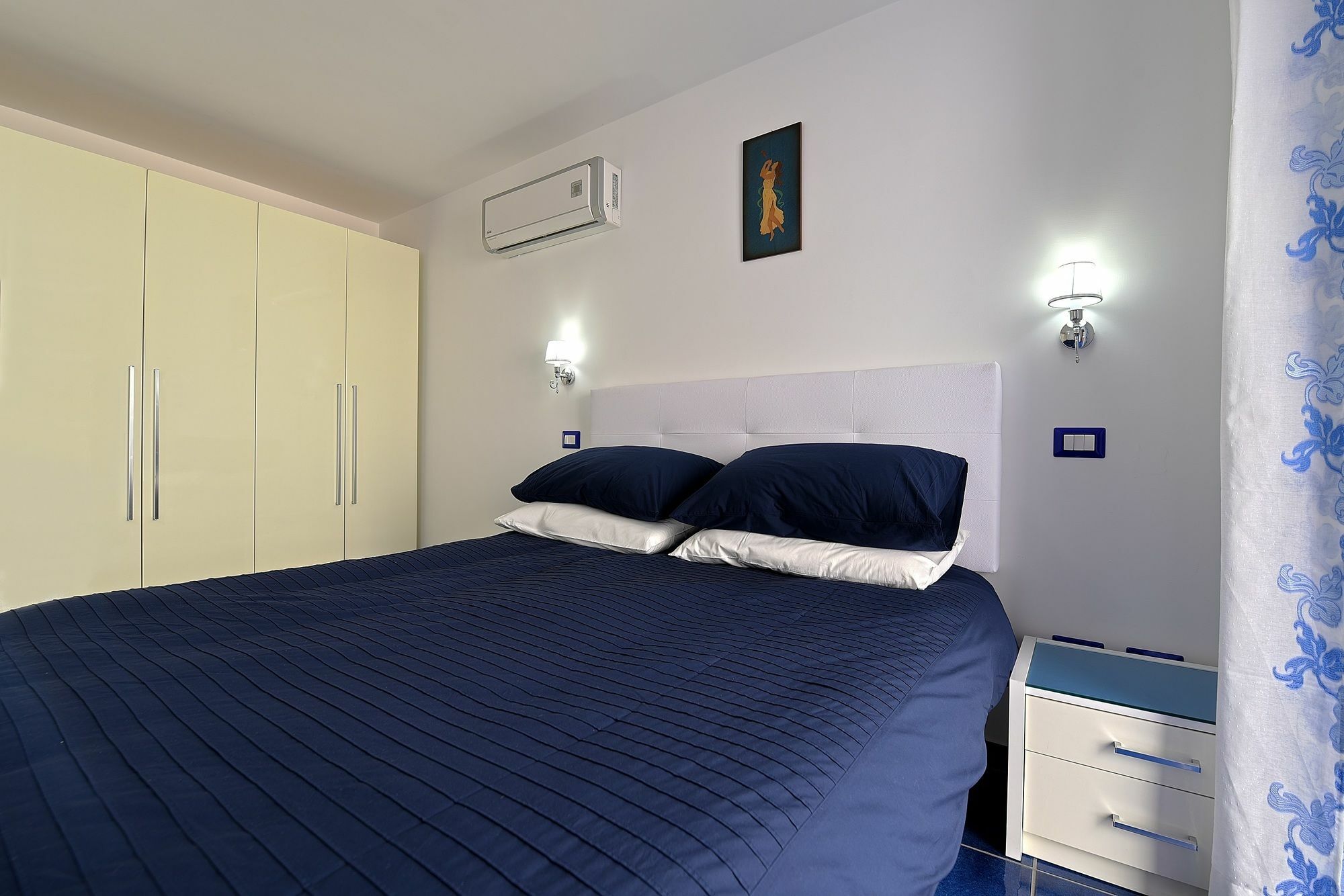 Sedil Dominova Apartment Сорренто Экстерьер фото